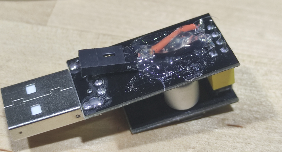 Finition du hack sur l'adaptateur USB vers ESP-01
